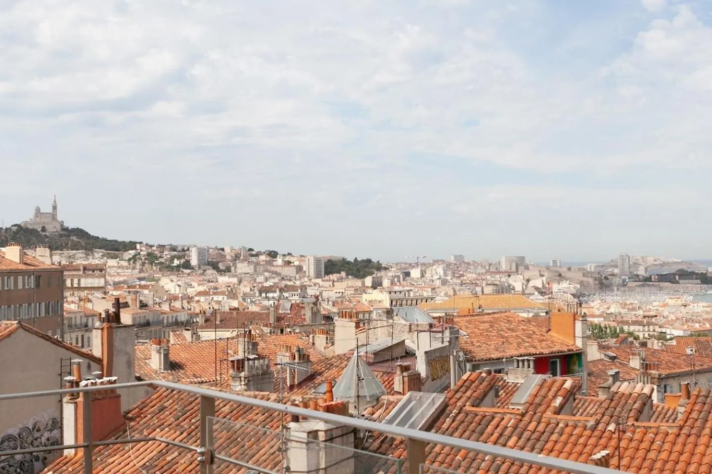 Loft Terrasse Vue Mer Au Coeur De Marseille 0*,  France
