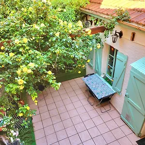  Apartment 2p. Jardin Calme Centre-ville